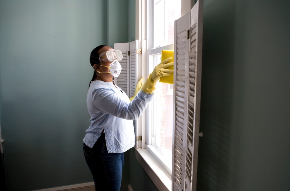 3 Reasons to Hire a Professional Window Cleaner
