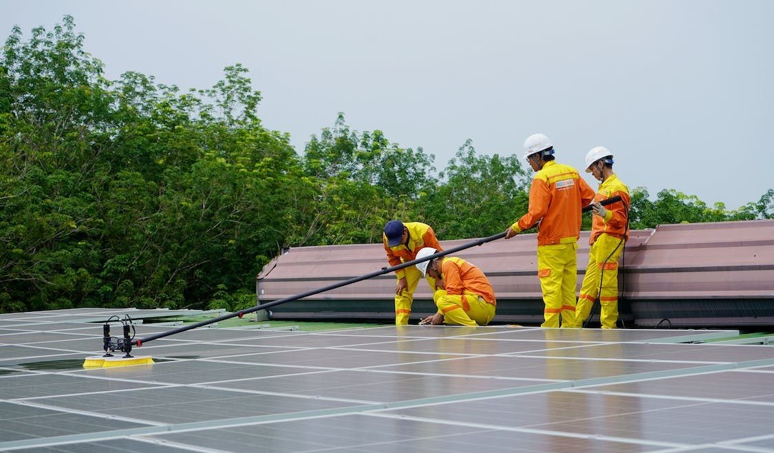 Professional solar panel cleaning